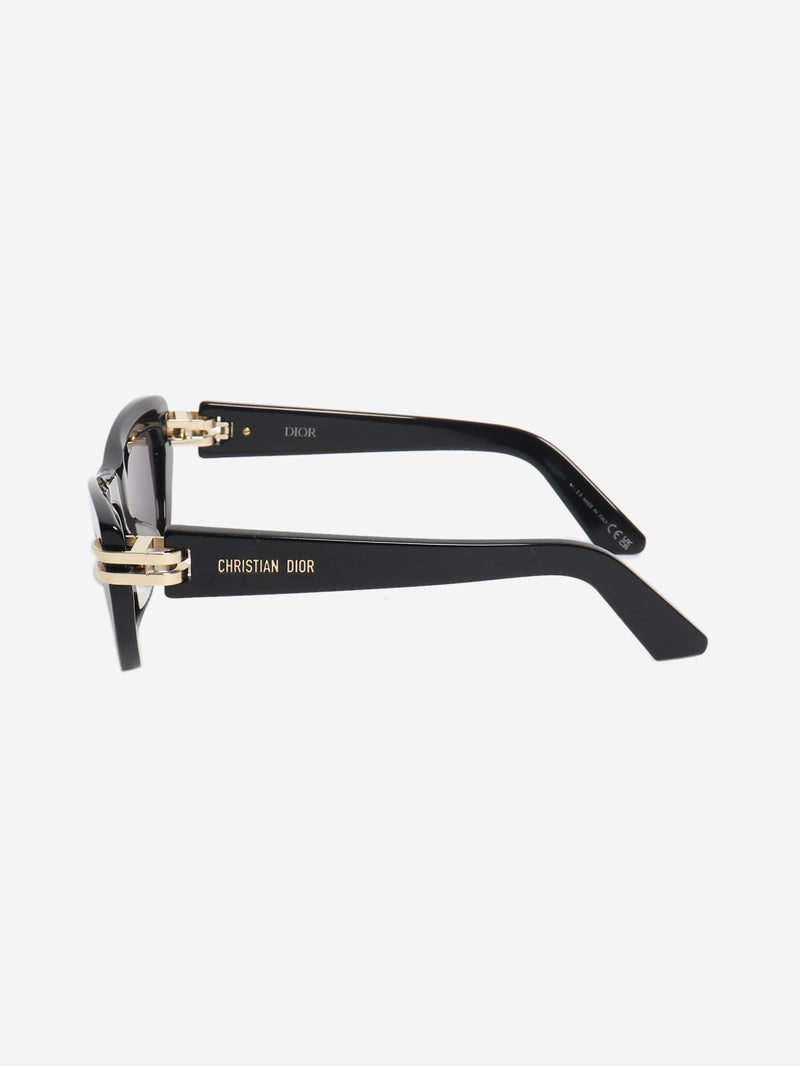 Black CDior B2U sunglasses