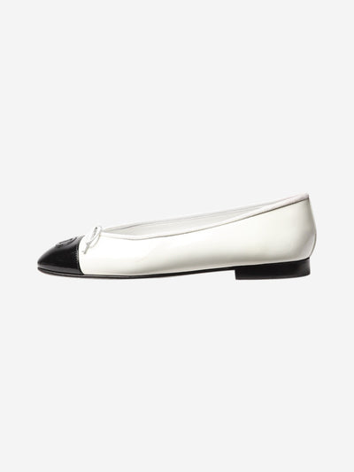 White patent leather ballet flats - size EU 37 Flat Shoes Chanel 