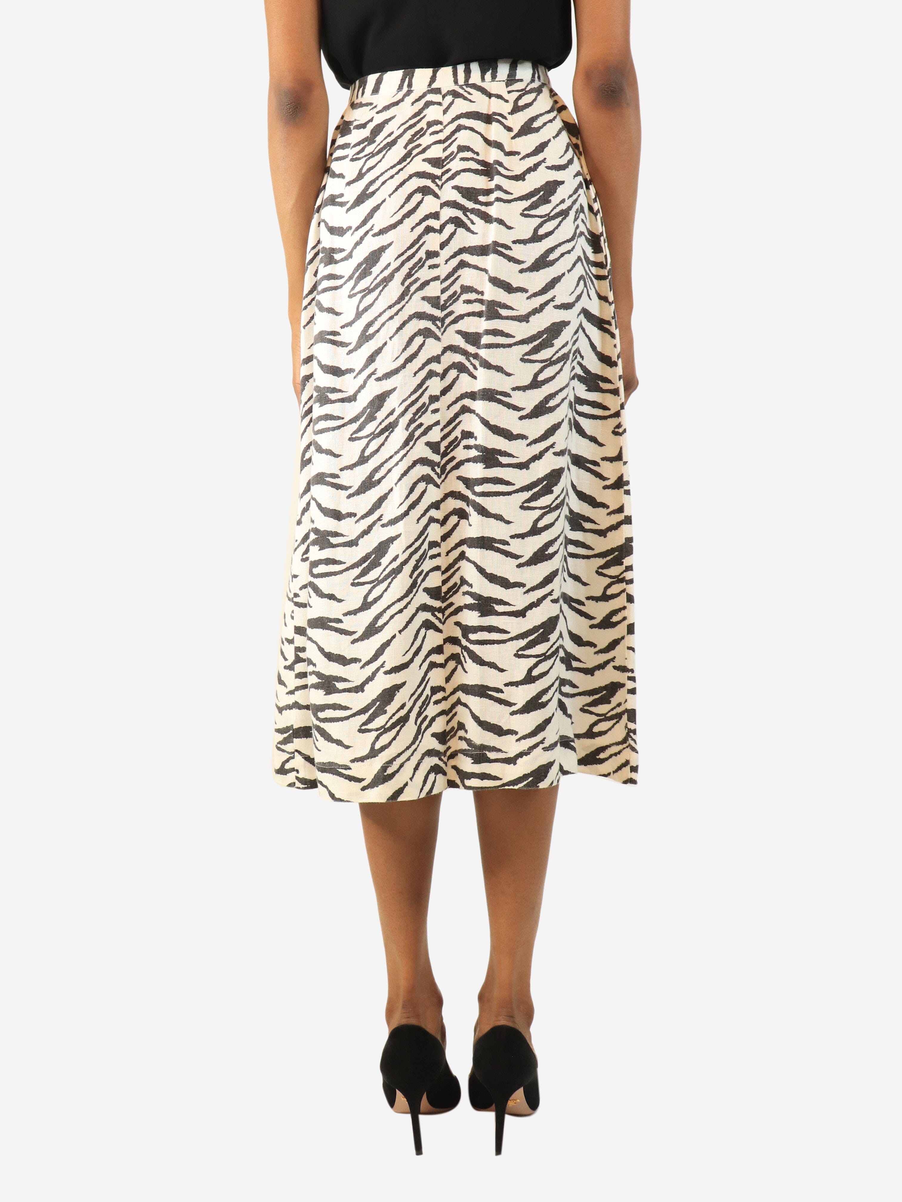 White and black zebra printed midi skirt - size UK 6 Skirts Reformation 
