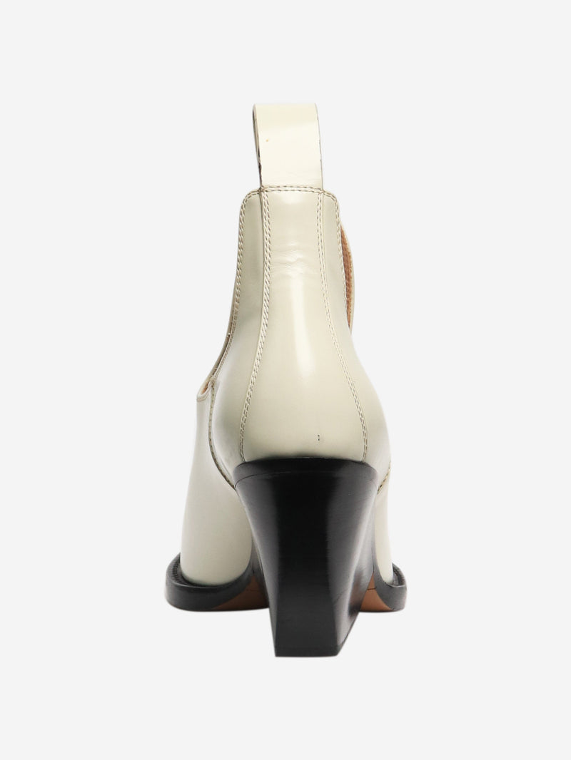 Bottega Veneta pre-owned off-white lean ankle boots - size EU 38