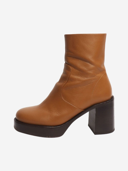 Brown leather boots - size EU 40 (UK 7) product image