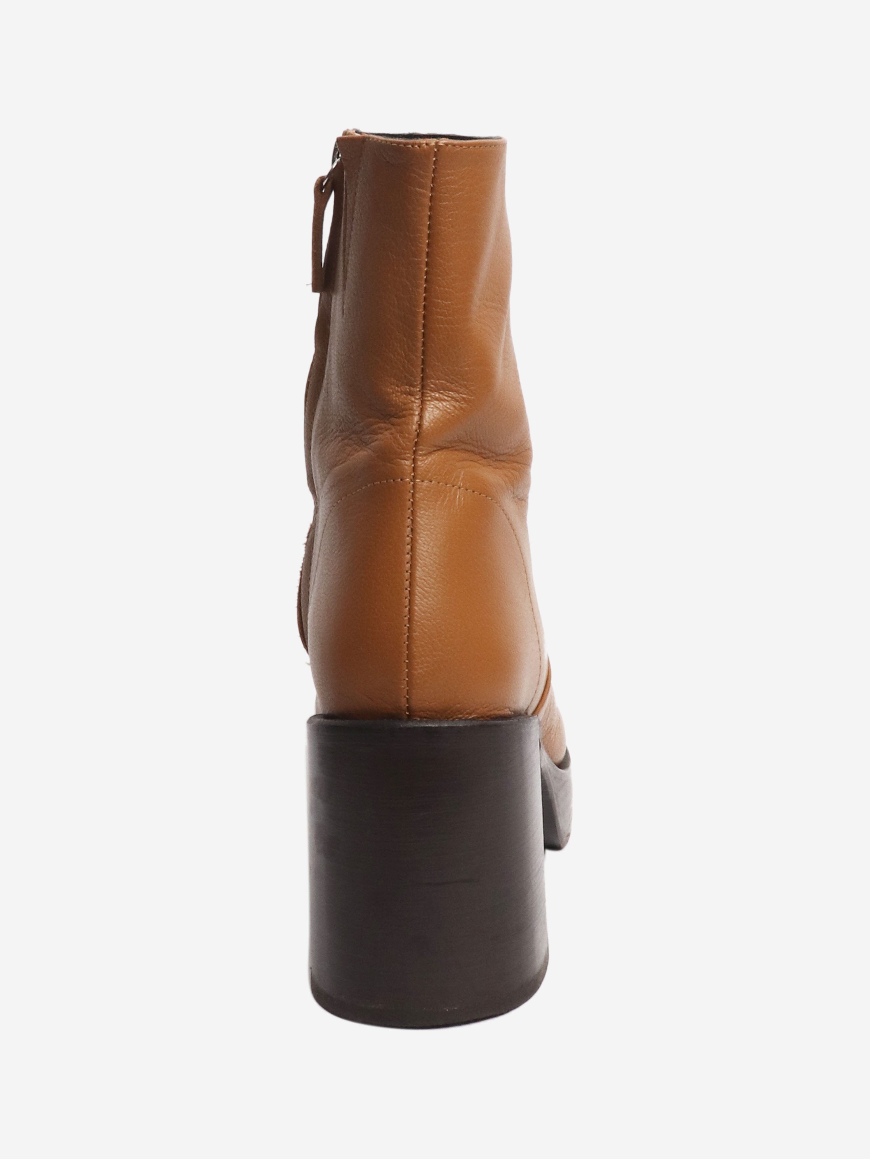 Brown leather boots - size EU 40 (UK 7) Boots Simon Miller 