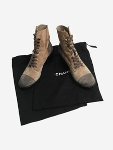 Chanel Taupe and grey suede ankle boots - size EU 41