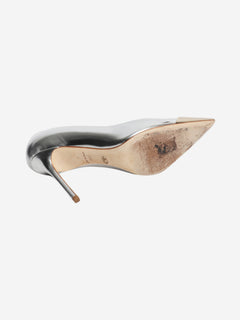 Pointed chrome leather heels - size EU 38.5 (UK 5.5)