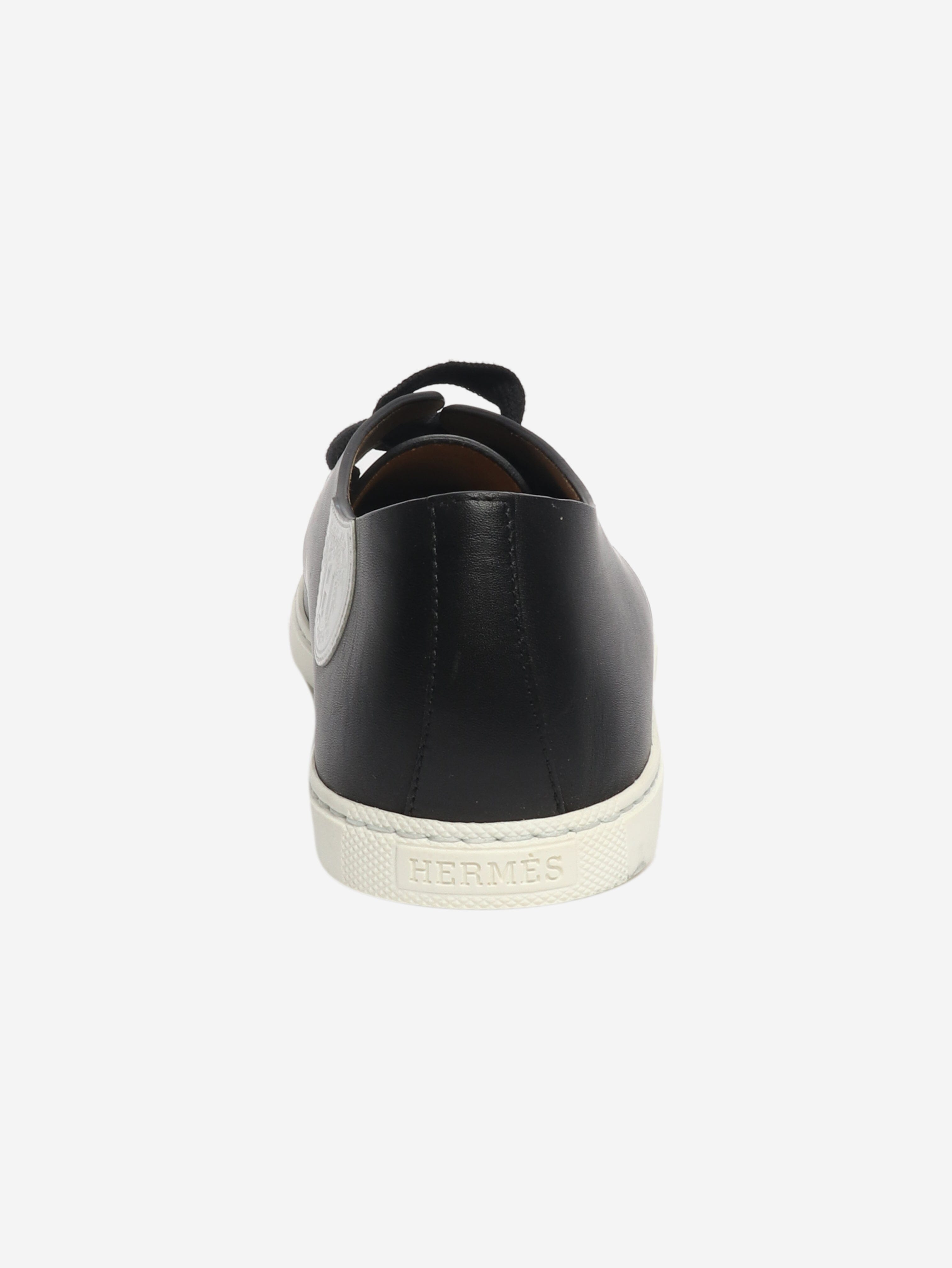 Black leather trainers - size EU 39 (UK 6) Trainers Hermes 