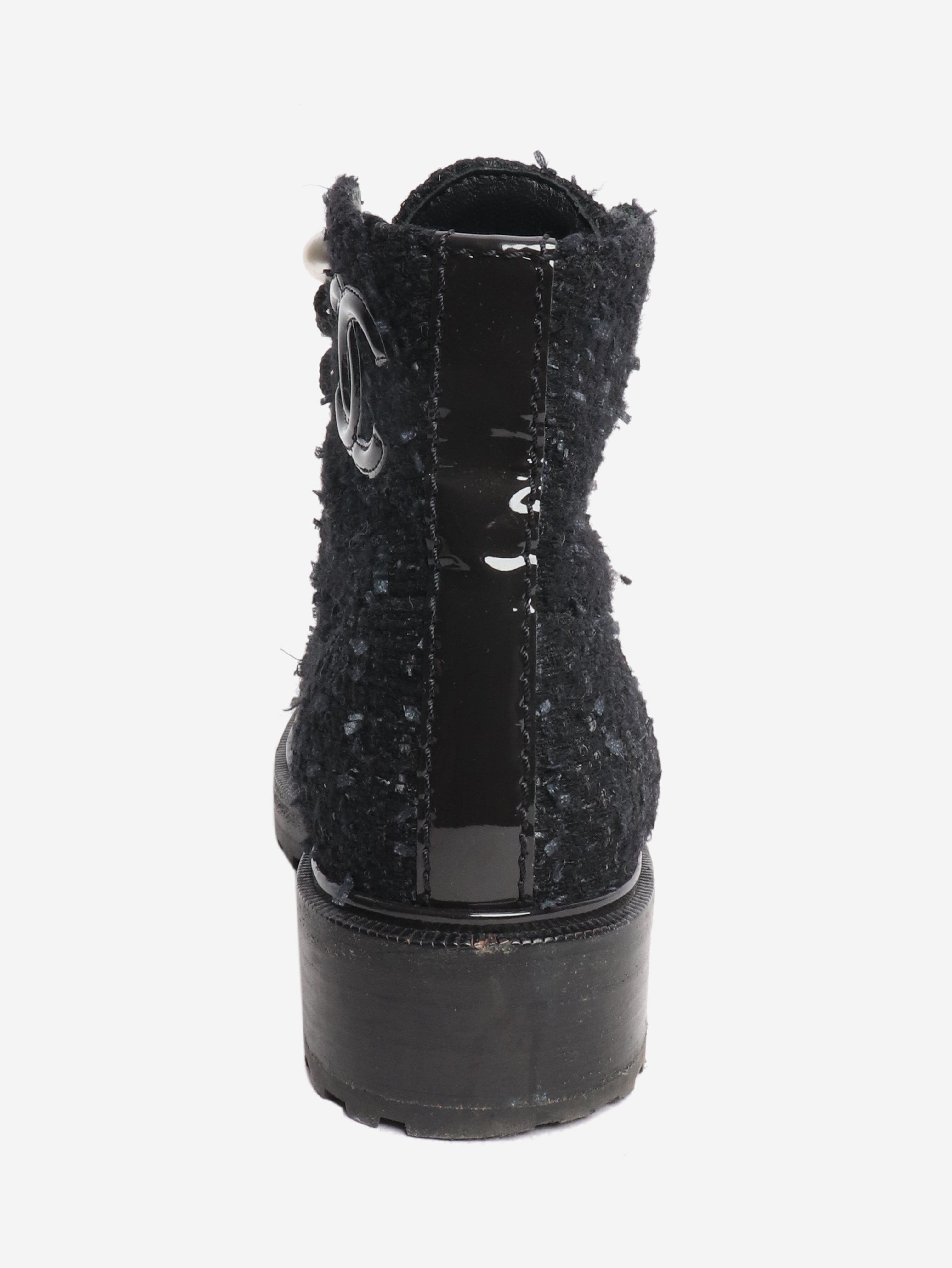 Black tweed boots - size EU 38.5 (UK 5.5) Boots Chanel 