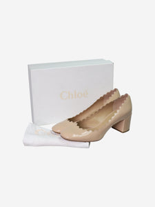 Chloe Beige scallop trimmed patent pumps - size EU 40