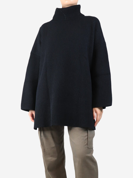 Black ribbed knit poncho - size M product image