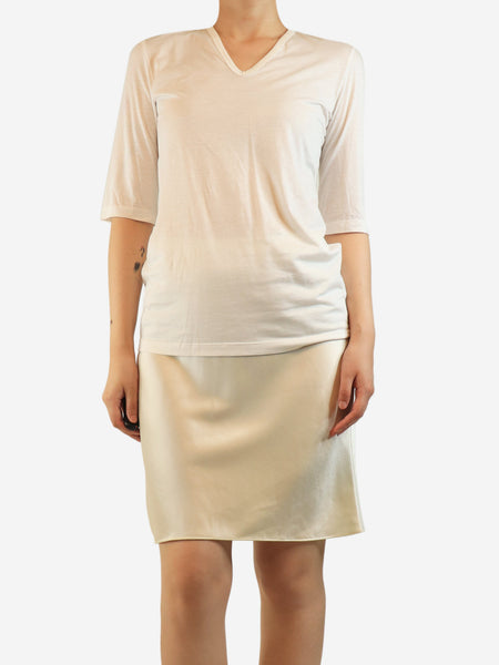 White v-neck t-shirt - size M product image