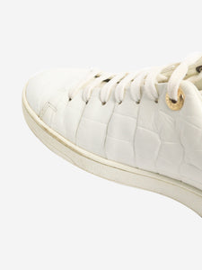 Louis Vuitton White croc-embossed trainers - size EU 36