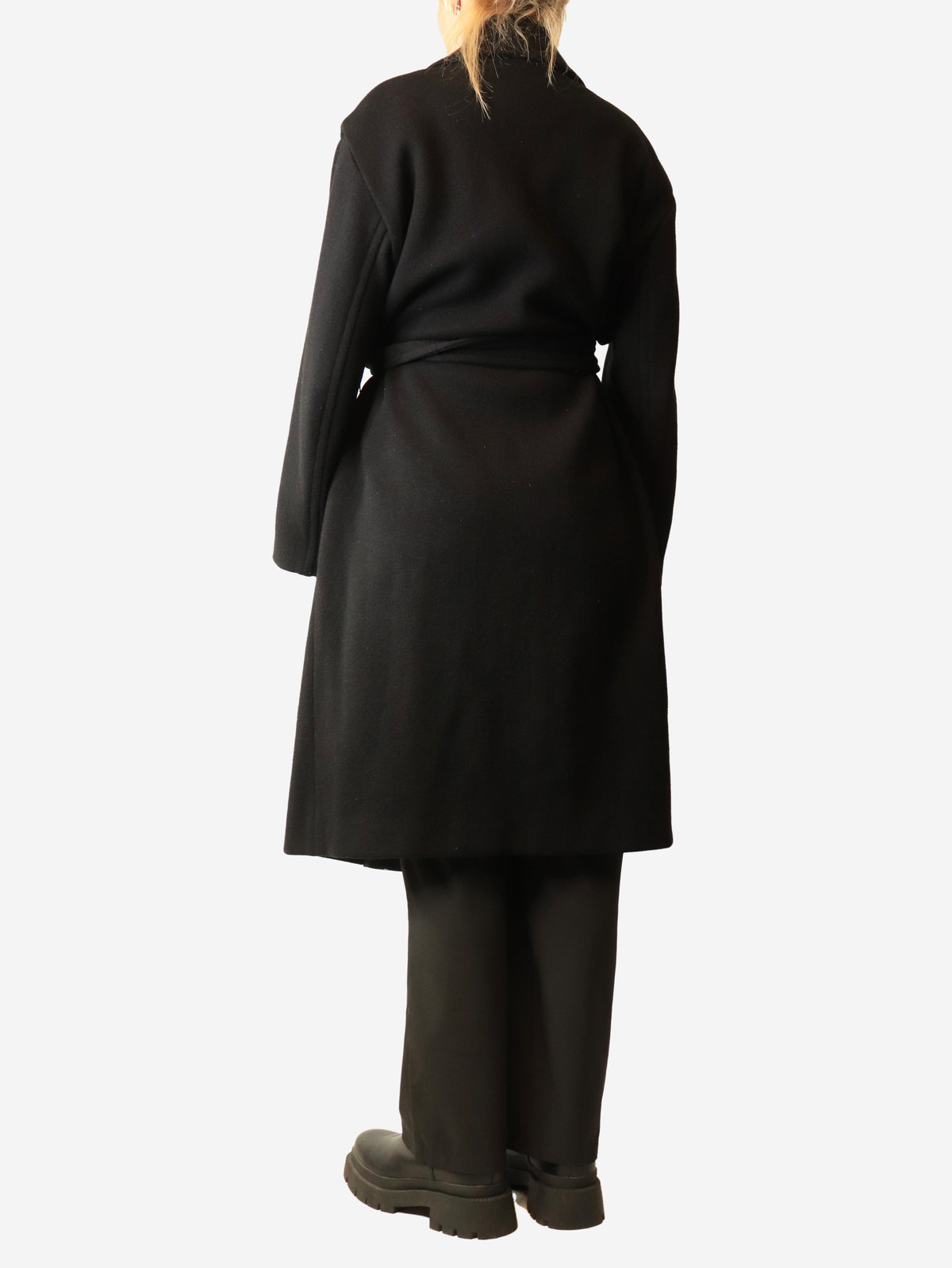 Black thick coat with belt - size UK 10