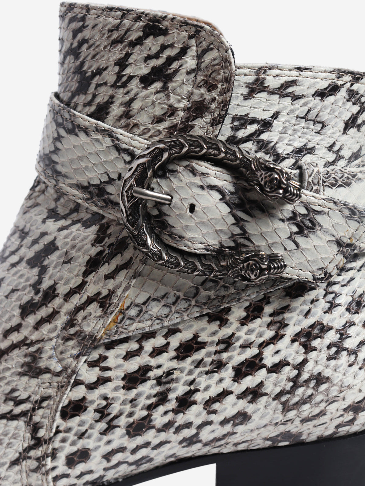 Reptile grey snake buckle detail boots - size EU 38.5 (UK 5.5) Boots Gucci 