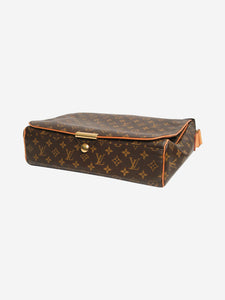 Louis Vuitton Brown 2009 Monogram messenger bag