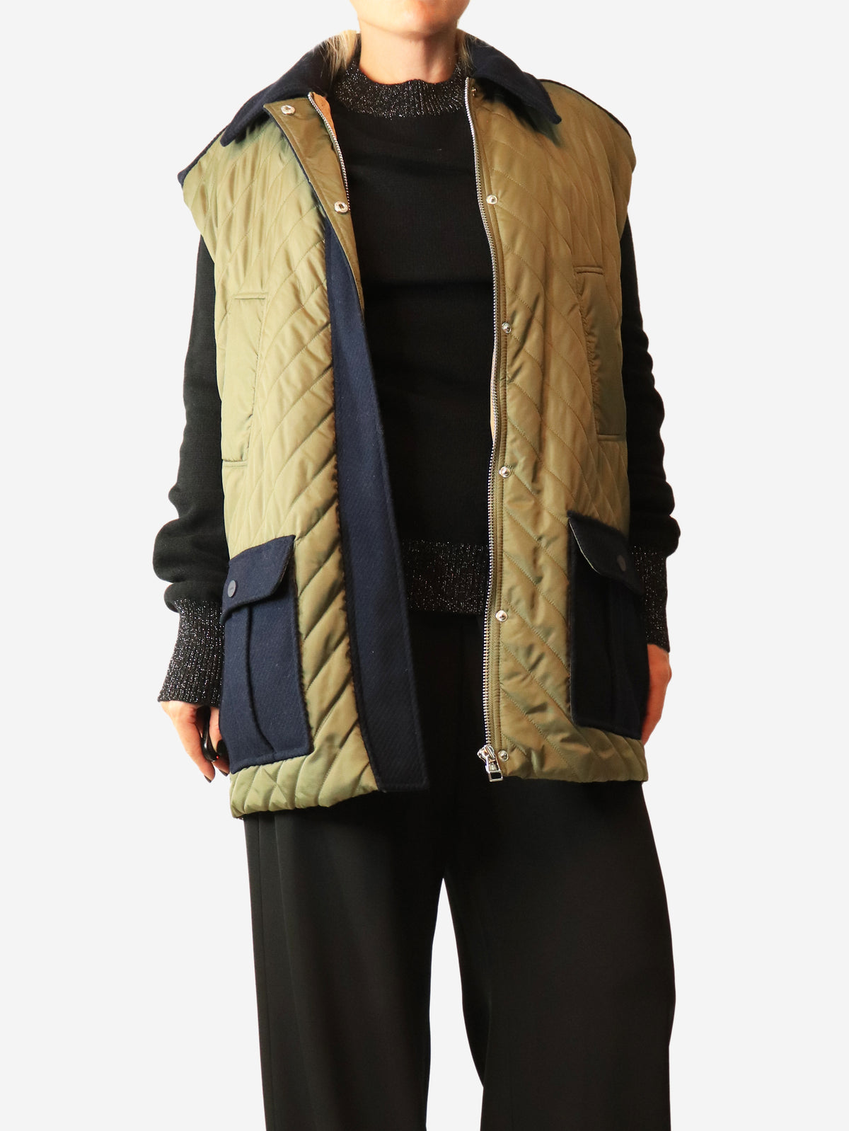 Khaki and navy contrast-panel quilted vest - size UK 10