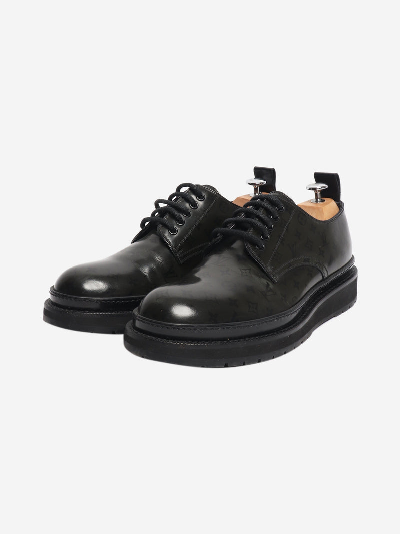 Green Monogram lace-up shoes - size UK 7.5 Flat Shoes Louis Vuitton 