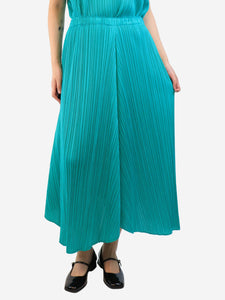 Pleats Please Turquoise pleated skirt - size UK 8