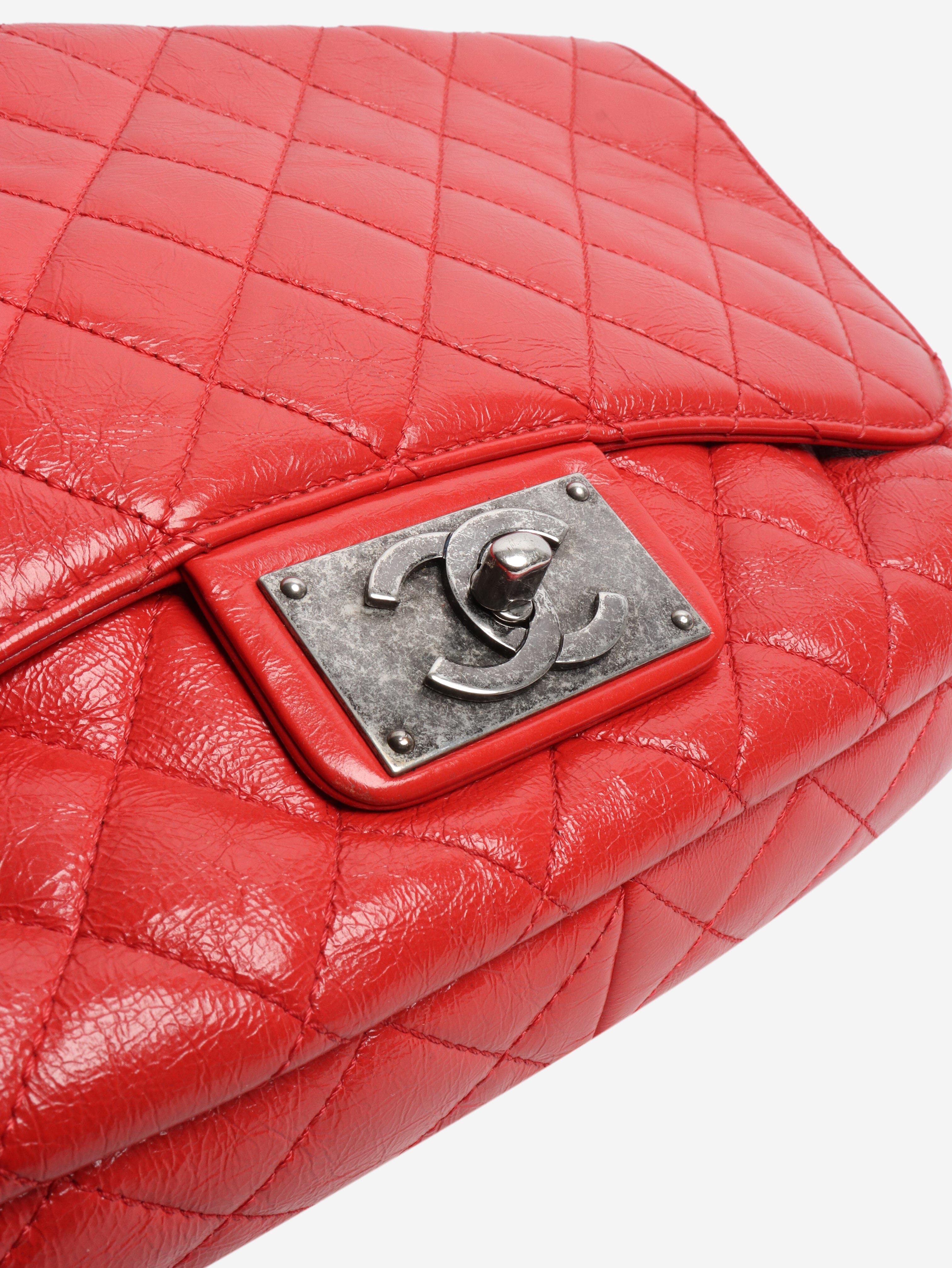Chanel Shoulder bags - size Shoulder bags Chanel 