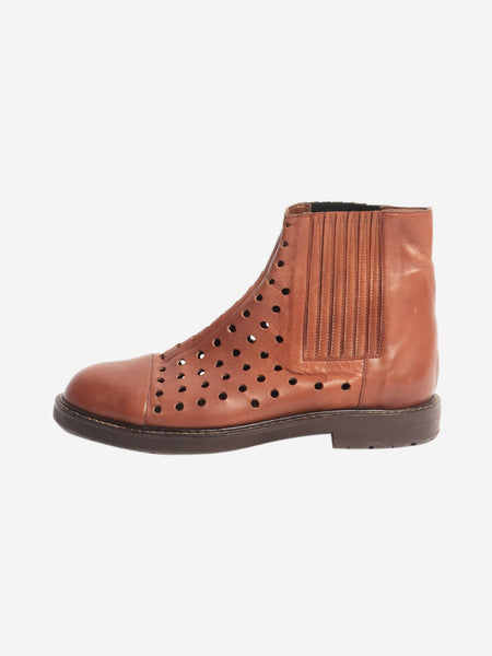 Brown holepunched leather ankle boots - size EU 40 product image