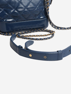 Chanel Shoulder bags - size Shoulder bags Chanel 