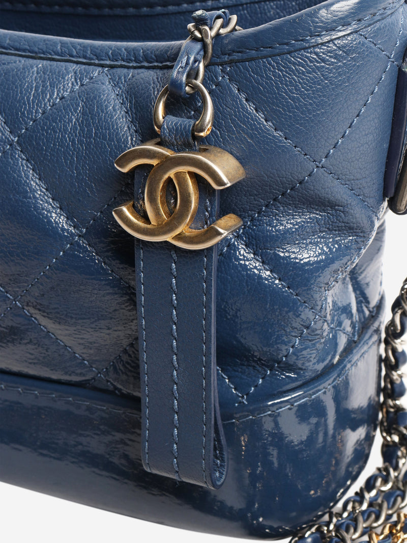 Chanel Shoulder bags - size Shoulder bags Chanel 
