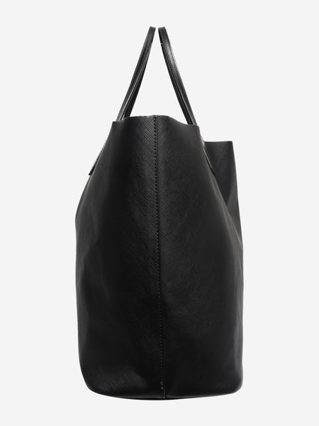 Black leather tote bag alternate image