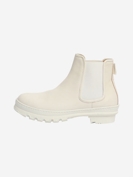 White Chelsea ankle boots - size EU 40 product image