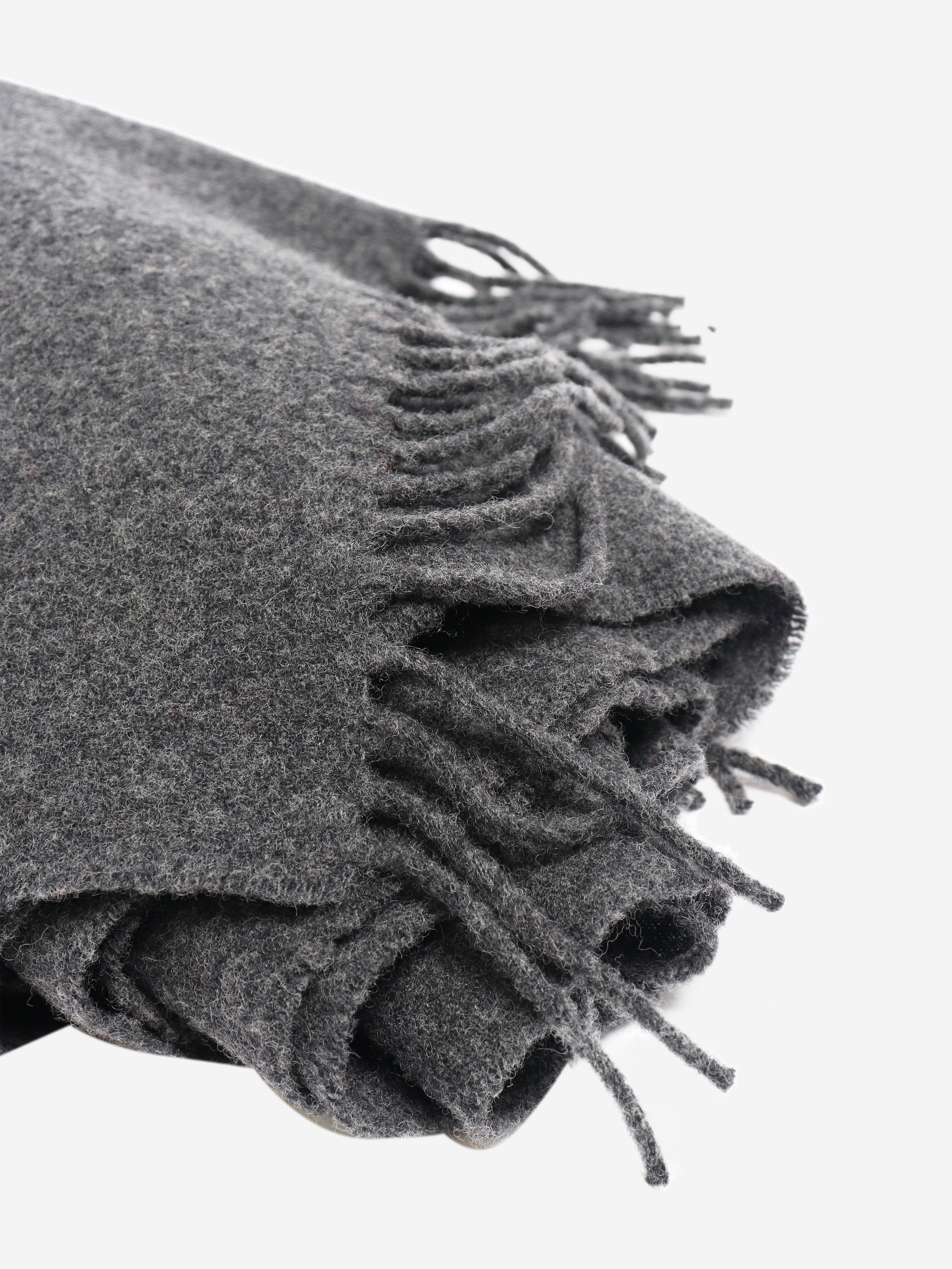 Dark grey classic wool scarf Scarves Toteme 