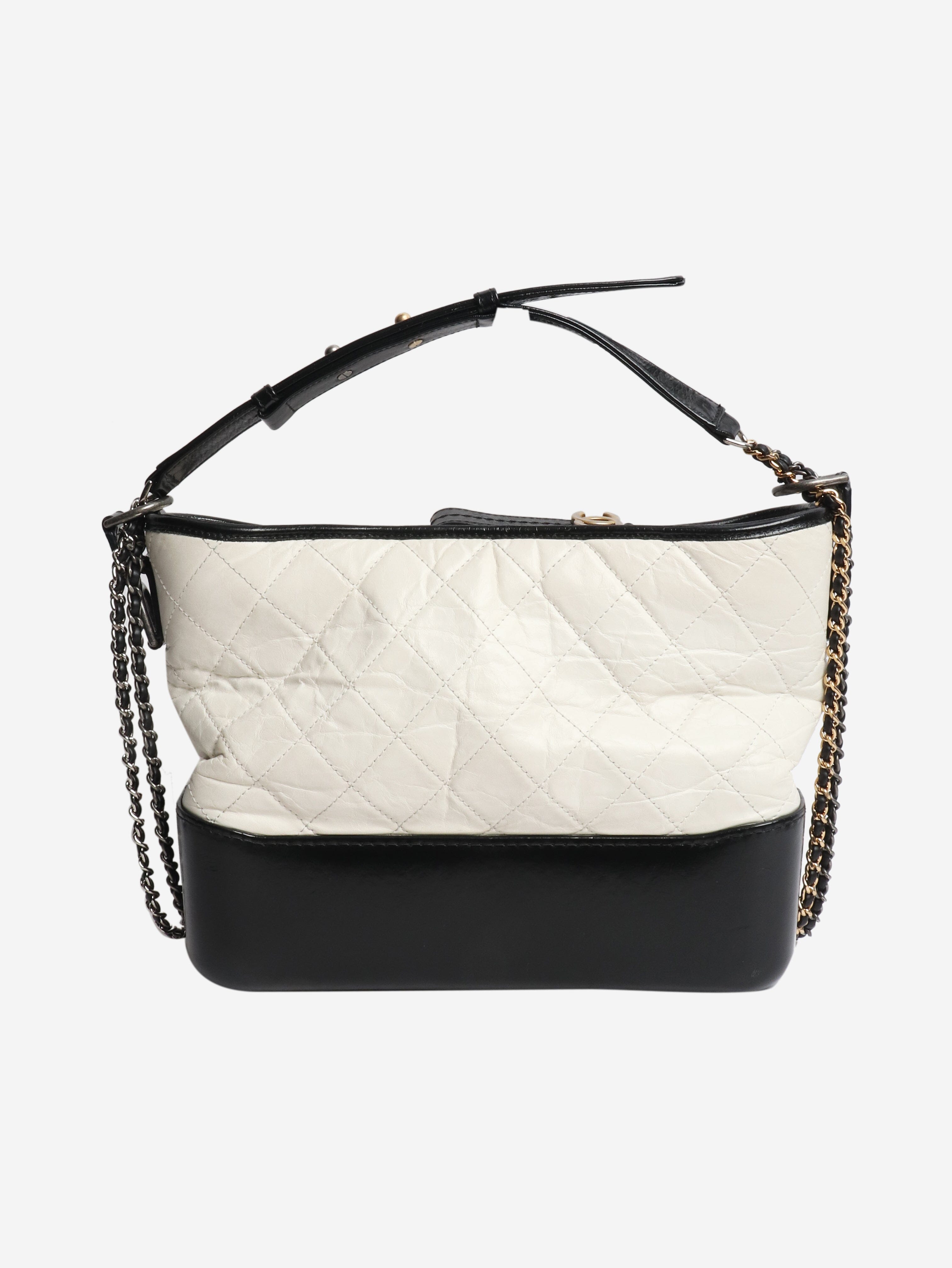 Chanel Shoulder bags - size Shoulder bags Chanel 