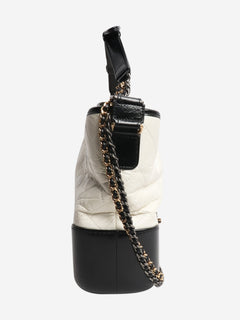 Chanel Shoulder bags - size Shoulder bags Chanel 
