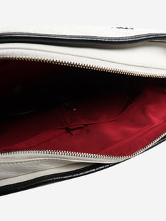 Chanel Shoulder bags - size Shoulder bags Chanel 