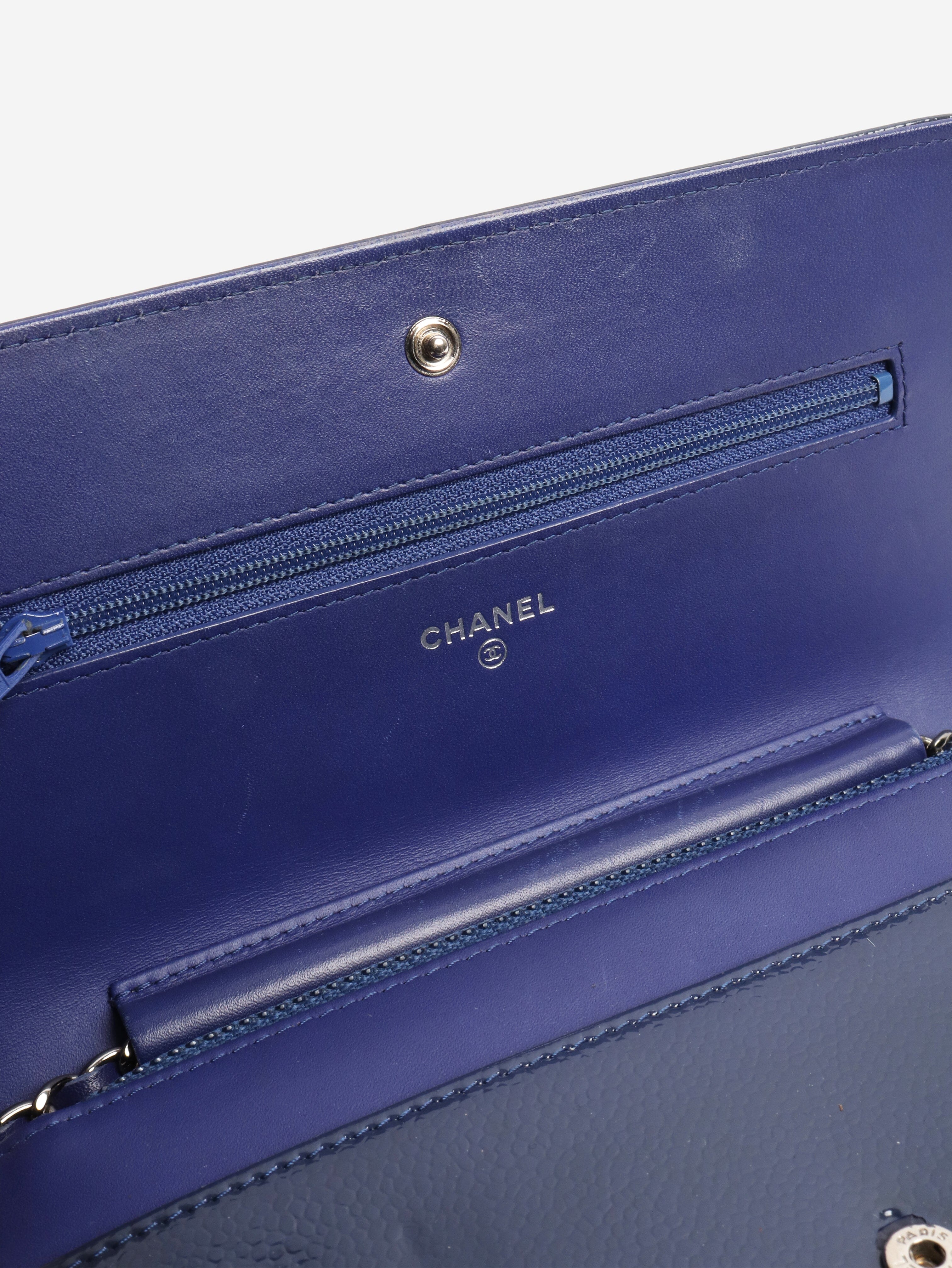 Chanel Shoulder bags - size Shoulder bags Chanel 