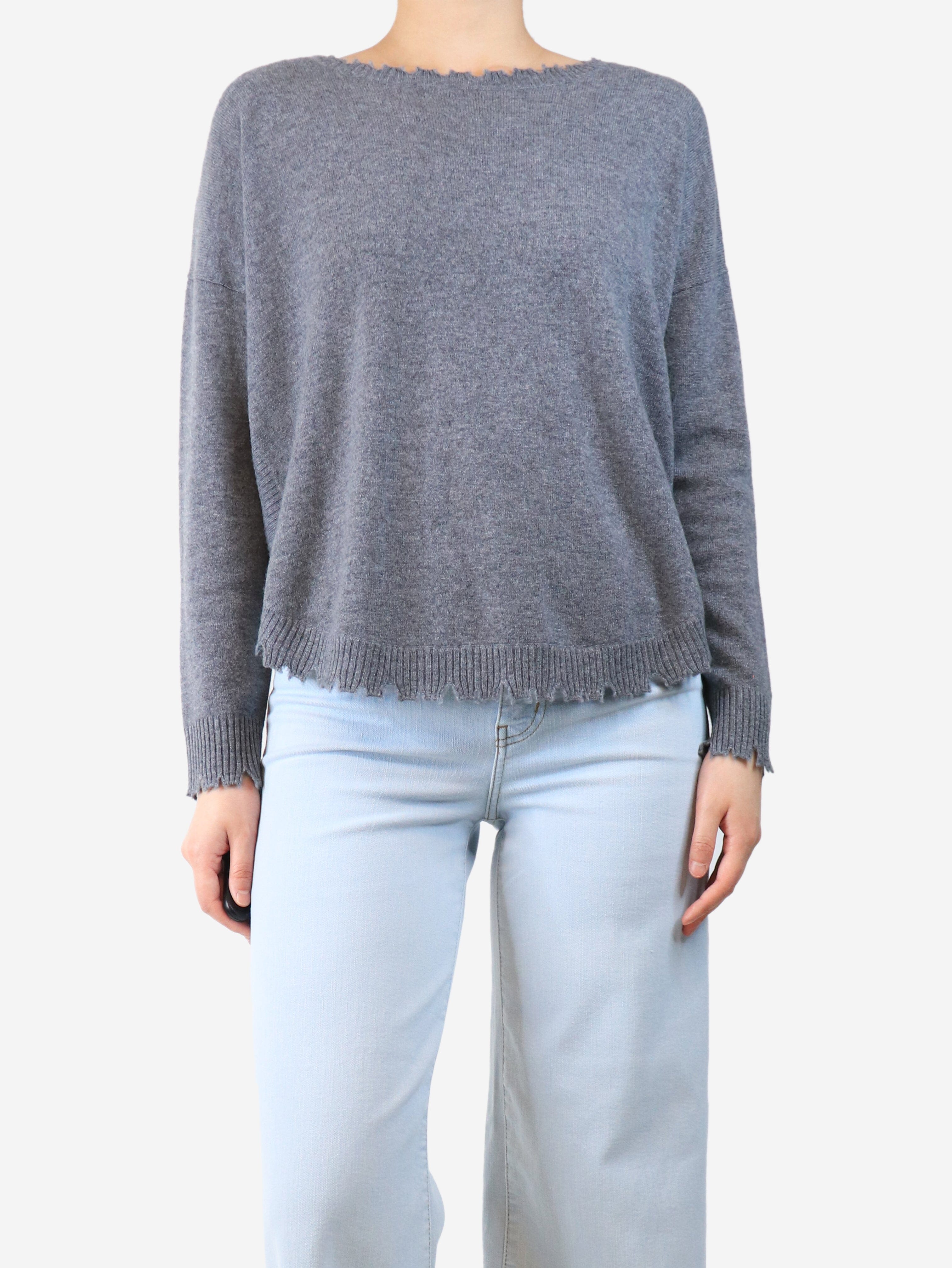Grey distressed cashmere jumper - size S Knitwear Kujten 