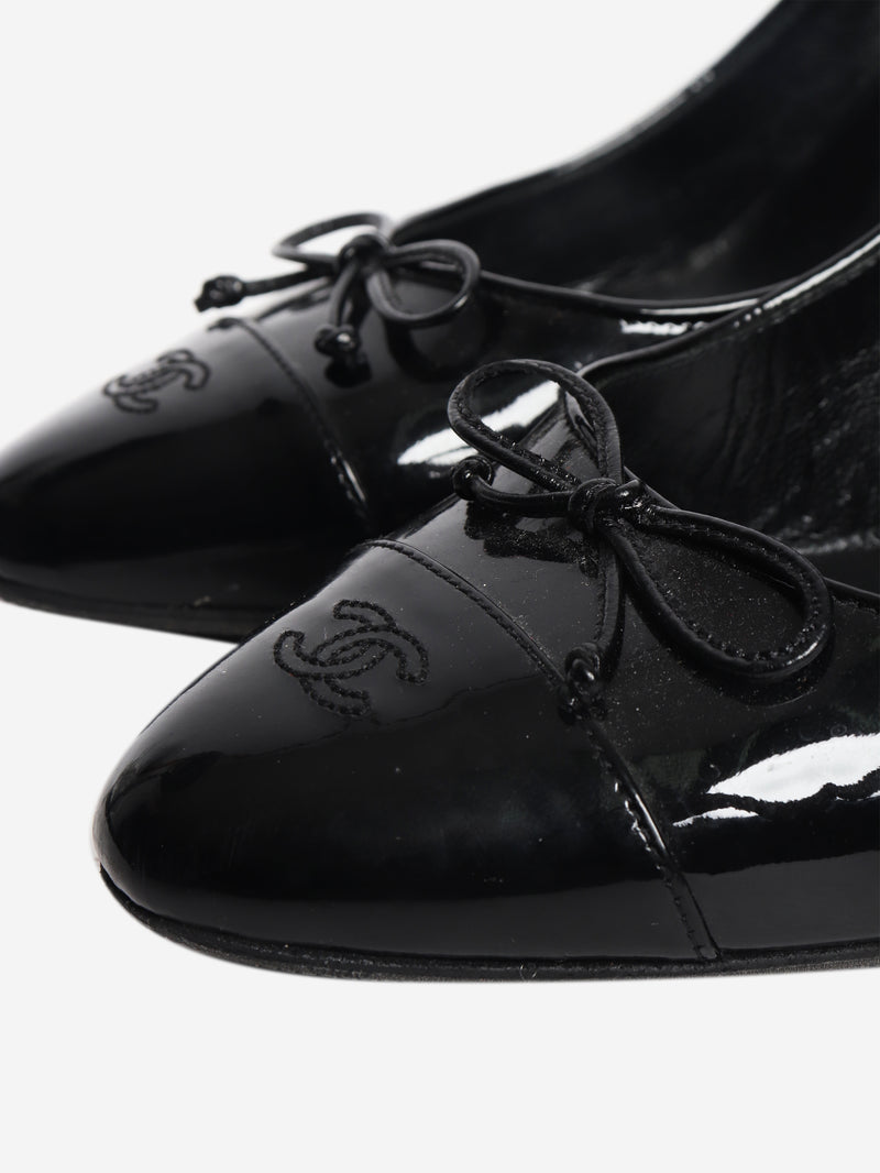 Black patent ballerina pumps - size EU 39 (UK 6)