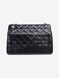 Chanel Black 1989-1991 lambskin shoulder bag