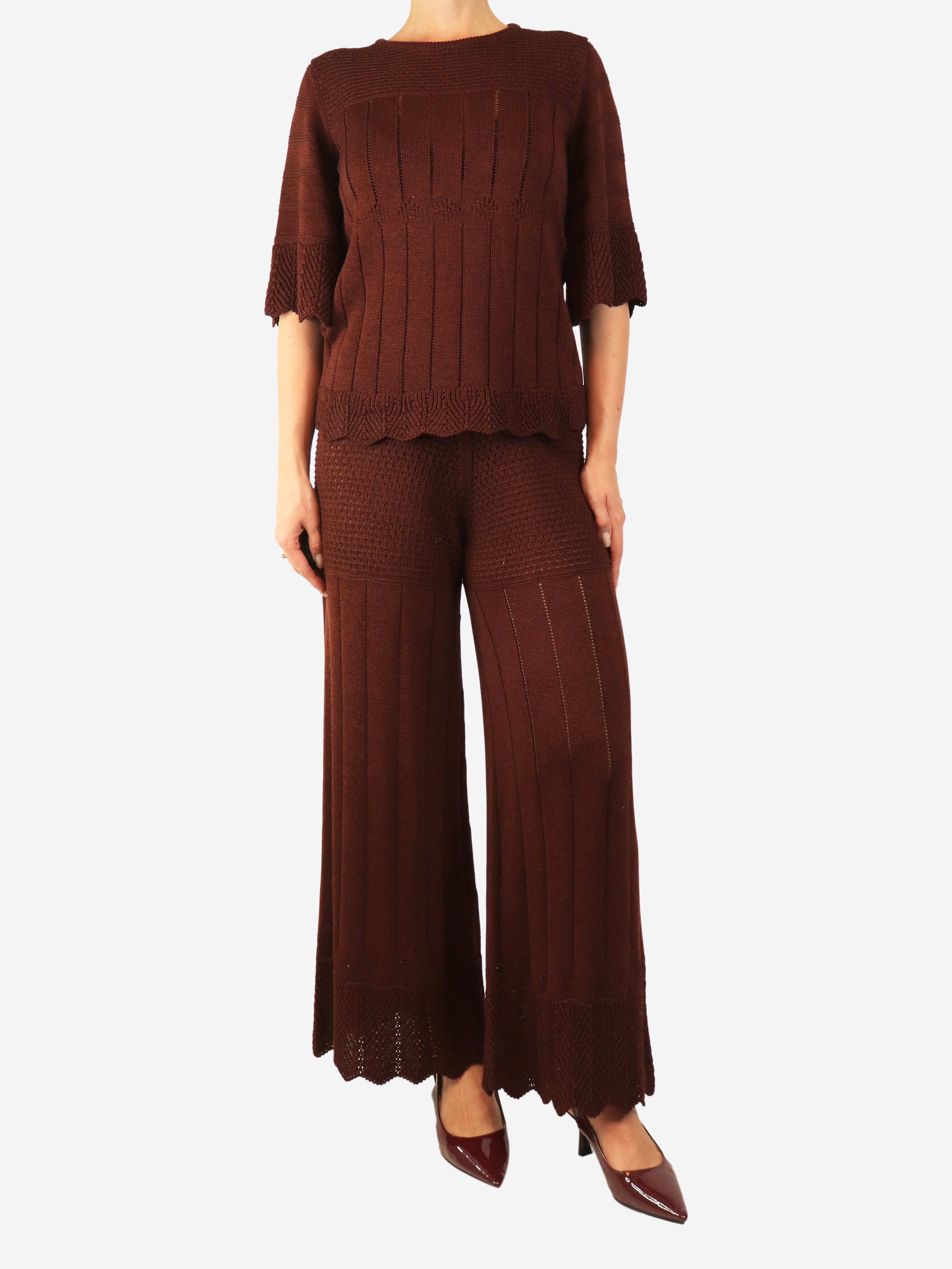 Brown open-knit top and trouser set - size