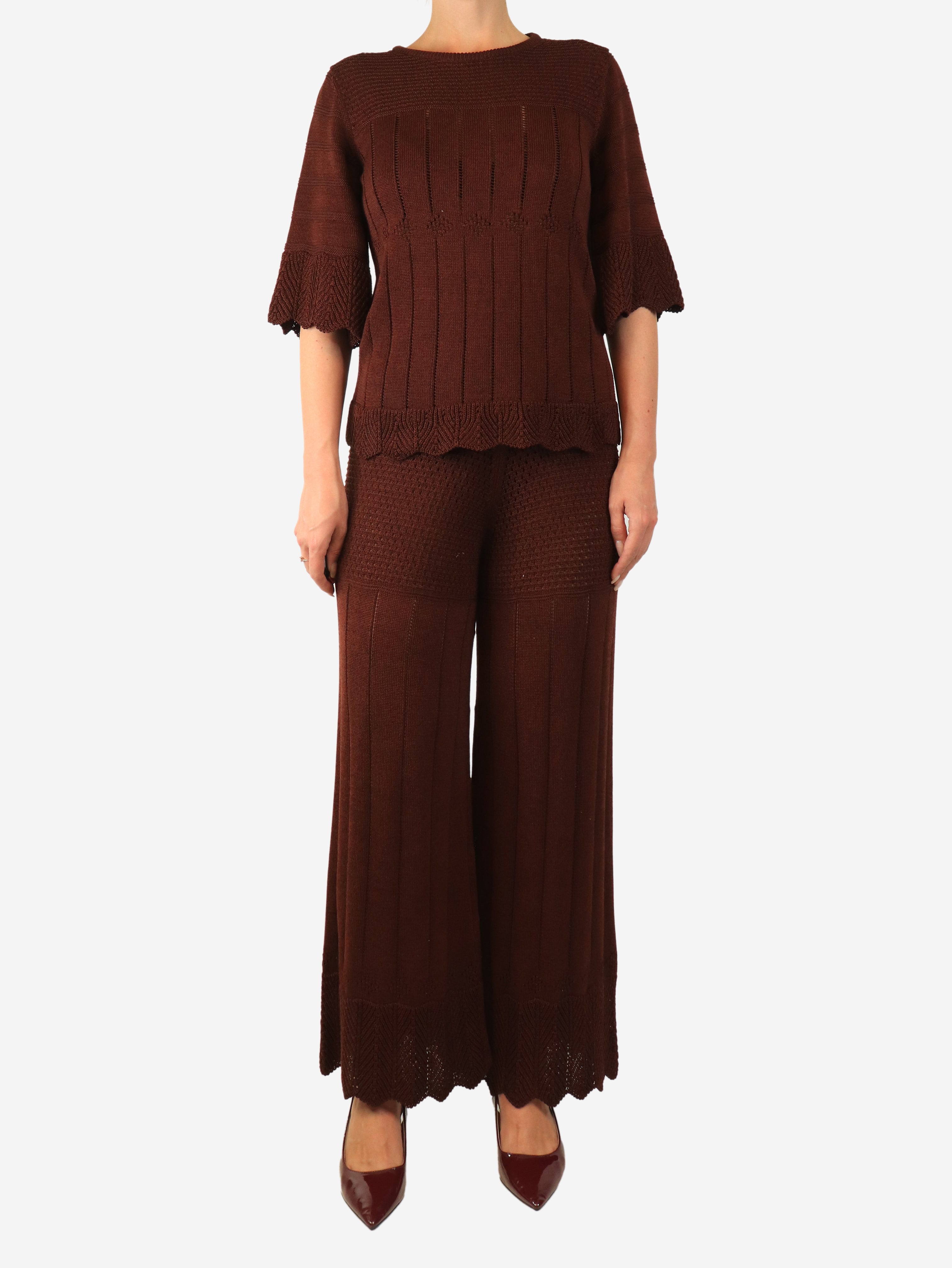 Brown open-knit top and trouser set - size
