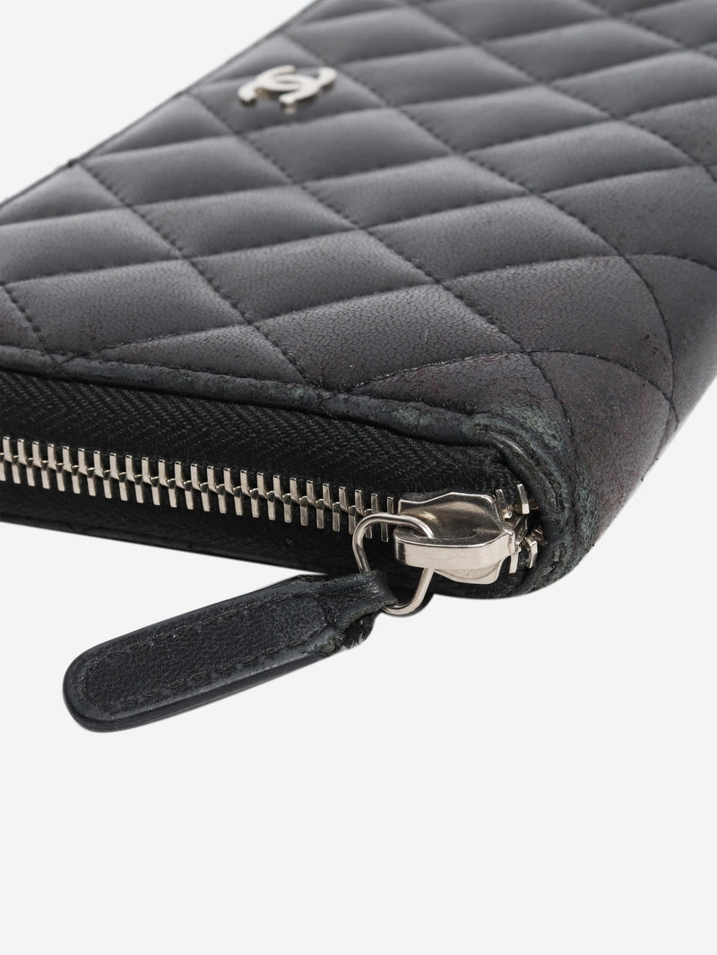 Black long quilted zip wallet Wallets, Purses & Small Leather Goods Chanel 
