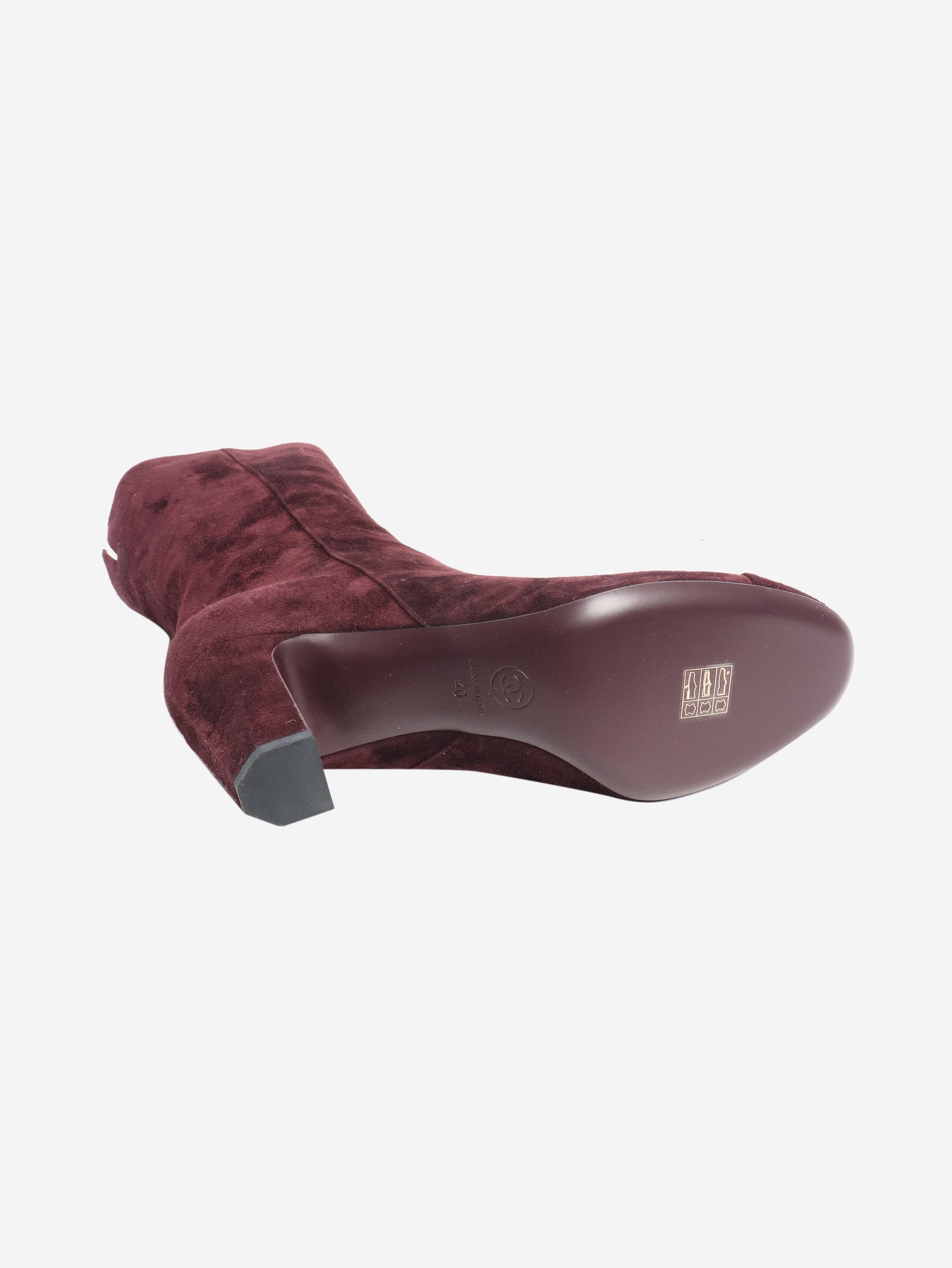 Purple suede boots - size EU 40 (UK 7) Boots Chanel 