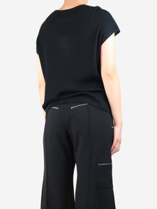 Kujten Black ribbed knit top - size M