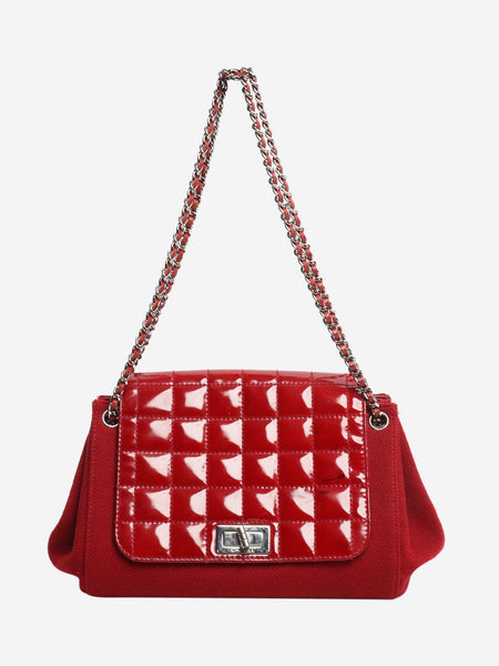 Vintage Red quilted accordion flap shoulder bag alternate image
