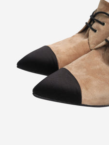 Chanel Black and neutral suede cap-toe oxfords - size EU 38.5