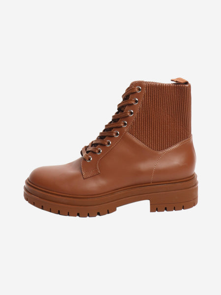 Brown Martis 20 ribbed-detail combat boots - size EU 40 product image