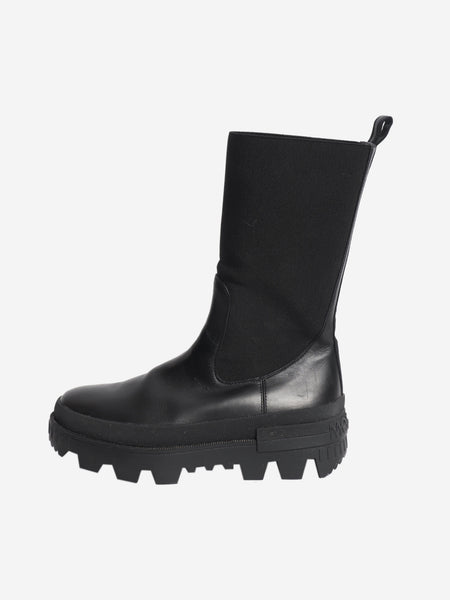 Black ridge-sole panelled boots - size EU 40.5 product image