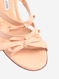 Manolo Blahnik Blush triple bow heels - size EU 38.5