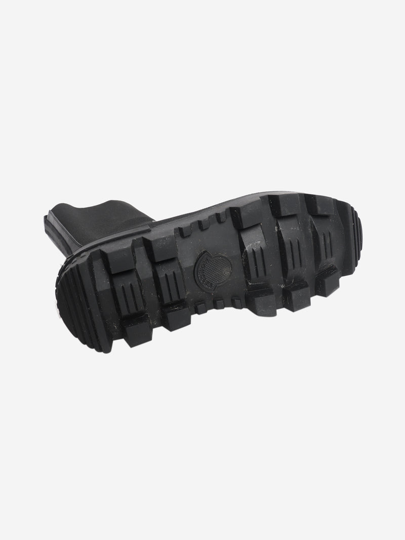 Black ridge-sole panelled boots - size EU 40.5