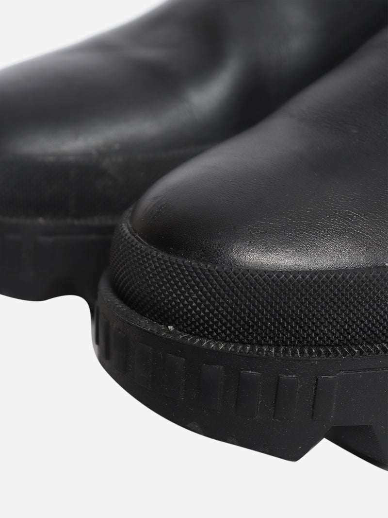 Black ridge-sole panelled boots - size EU 40.5