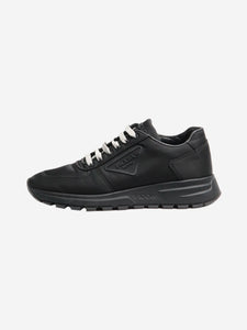 Prada Black Prax 01 logo trainers - size EU 38.5