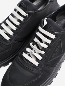 Prada Black Prax 01 logo trainers - size EU 38.5
