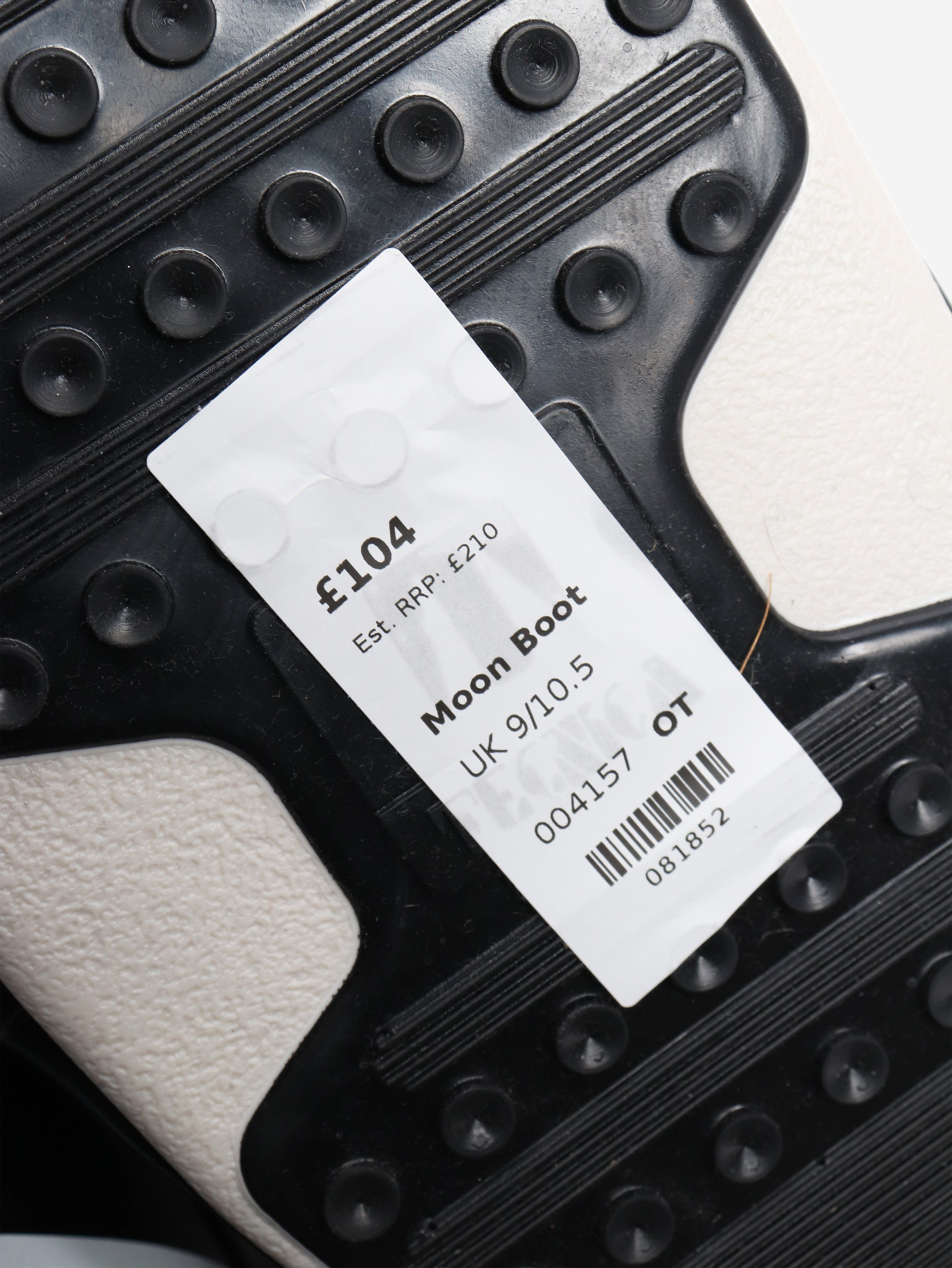 Black ski boots - size UK 9/10.5 Boots Moon Boot 