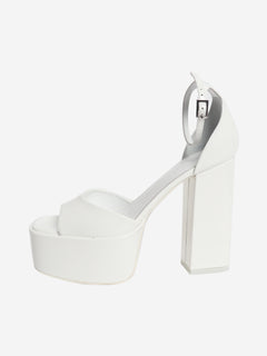 White patent leather Tatiana platform heels - size EU 39